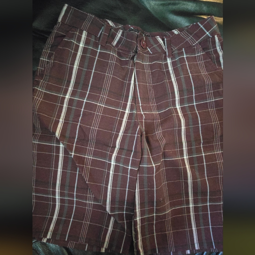 O'Neill Burgundy/Brown Flat Front long Slacks/Shorts SzSM 26" - Picture 3 of 10